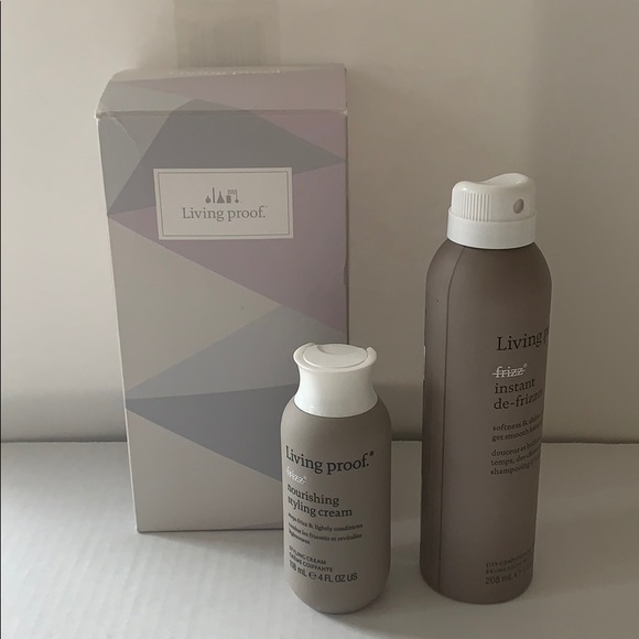 Living Proof Other - NEW Living Proof Bundle de frizz